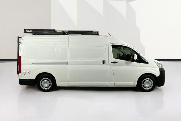 2022 Toyota Hiace GDH320R image