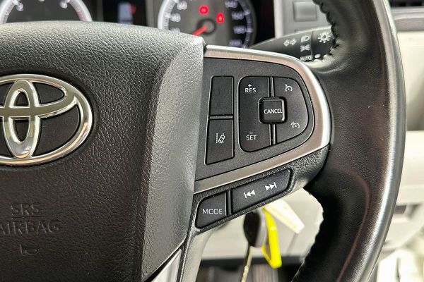 2022 Toyota Hiace GDH320R image