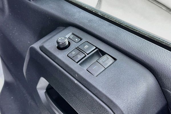 2022 Toyota Hiace GDH320R image