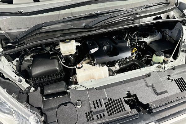 2022 Toyota Hiace GDH320R image