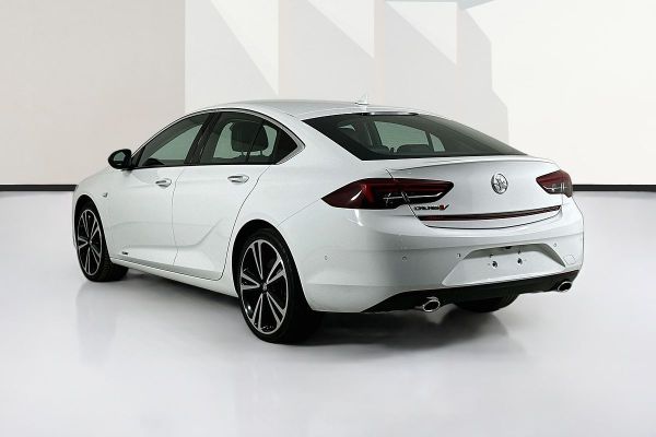 2018 Holden CALAIS V ZB image