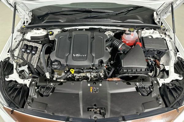 2018 Holden CALAIS V ZB image