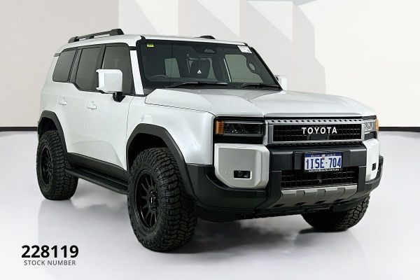 2025 Toyota Landcruiser Prado GDJ251R GXL image
