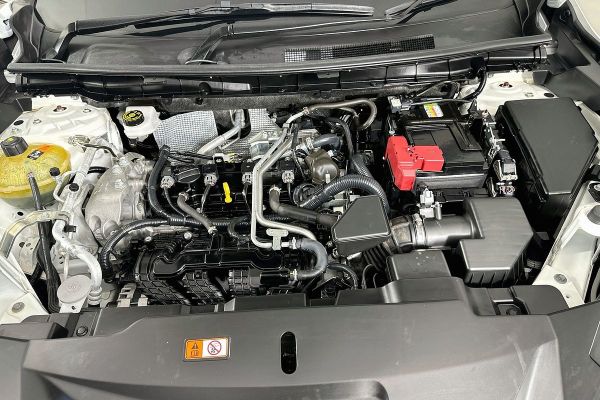 2023 Mitsubishi Outlander ZM ES image