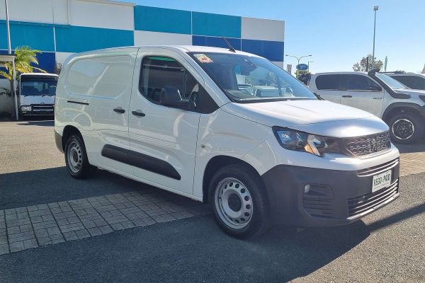 2020 Peugeot Partner 92 HDI K9 LWB Low Roof image