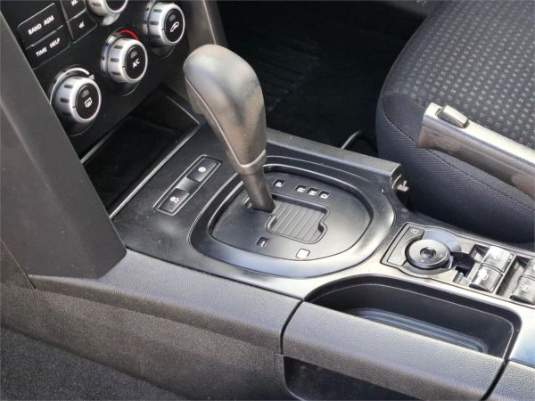 2007 Holden Commodore Sedan VE SV6 image