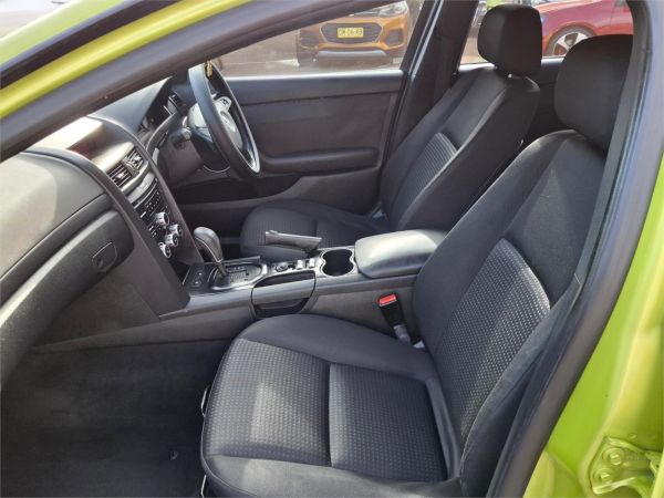 2007 Holden Commodore Sedan VE SV6 image