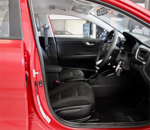 2022 Kia Rio YB S image