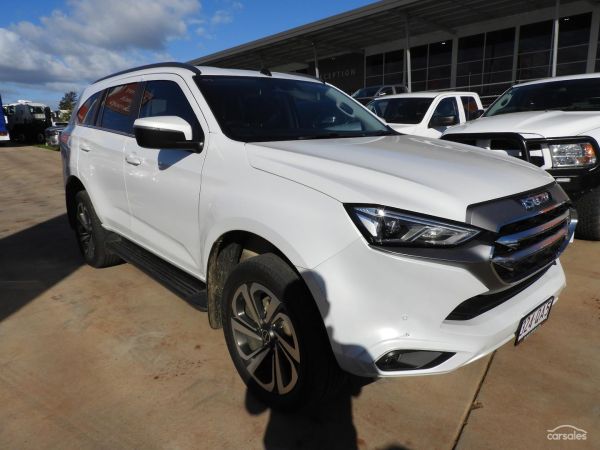 2021 Isuzu MU-X LS-T image
