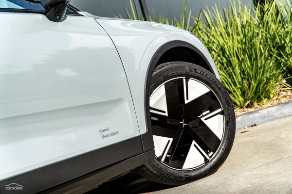 2025 Polestar 2 Standard range Single motor Auto MY25 image