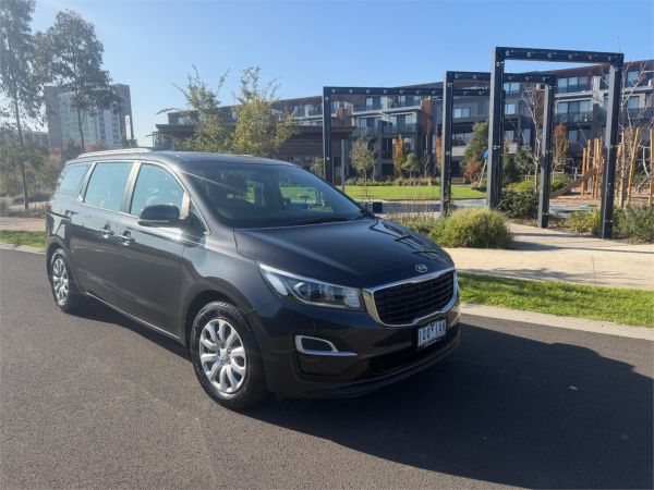 2018 Kia Carnival YP S image