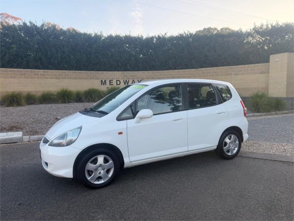 2005 HONDA JAZZ 5D HATCHBACK UPGRADE GLi image