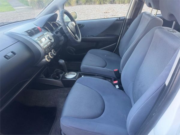 2005 HONDA JAZZ 5D HATCHBACK UPGRADE GLi image