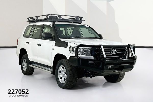 2021 Toyota Landcruiser VDJ200R GX image