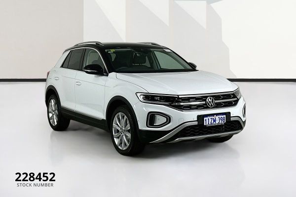 2025 Volkswagen T-Roc  Style image