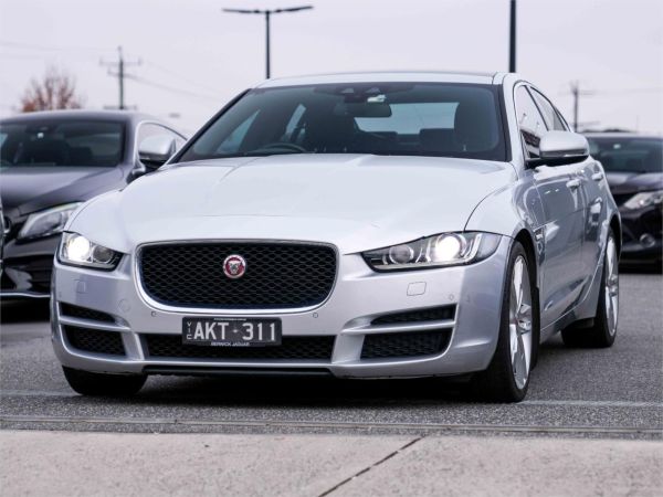 2016 Jaguar XE Sedan X760 16MY 20d Prestige image