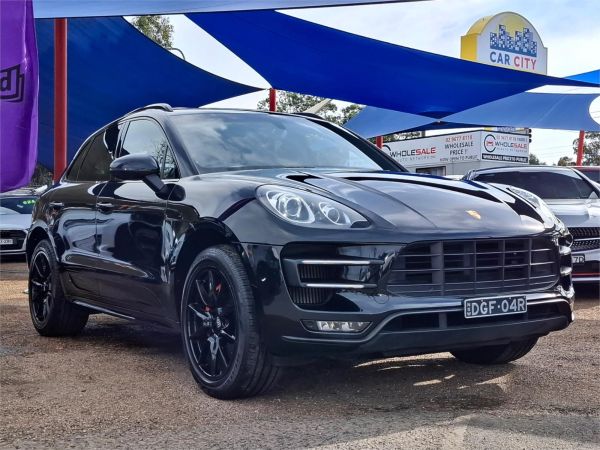 2015 Porsche Macan Wagon 95B MY16 Turbo image