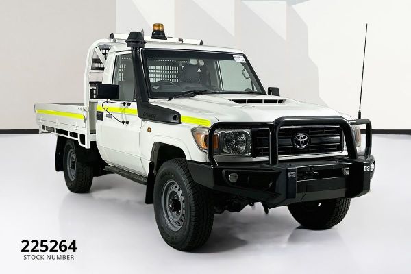 2021 Toyota Landcruiser VDJ79R Workmate image
