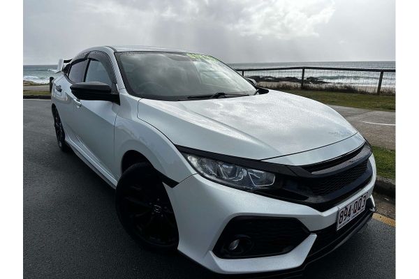 2018 Honda Civic VTi-L 10th Gen image