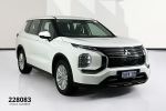 Image for 2023 Mitsubishi Outlander ZM ES