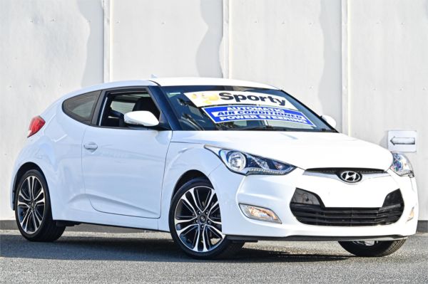 2015 Hyundai Veloster Hatchback FS4 Series II image
