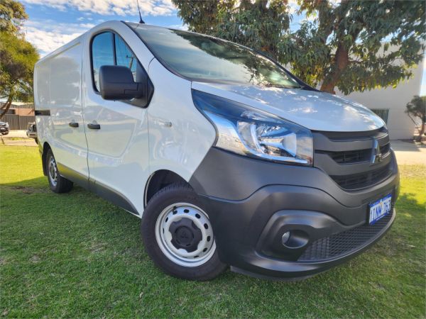 2021 Mitsubishi Express SN MY22 GLX image