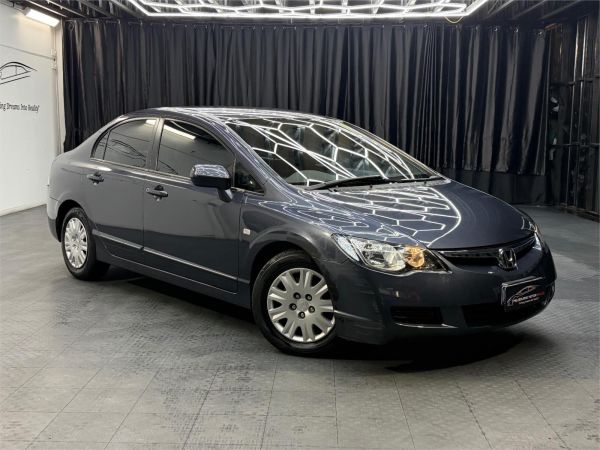 2007 Honda Civic Sedan 8th Gen MY07 VTi image