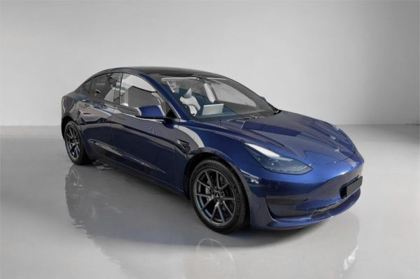 2021 Tesla Model 3 MY22 Standard Range Plus image