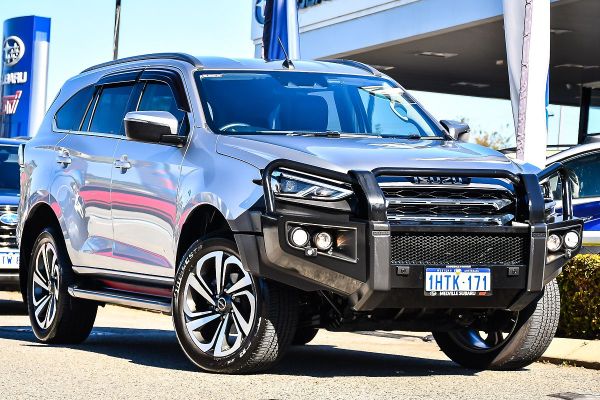 2022 Isuzu MU-X  LS-T image