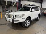 Image for 2011 Toyota Landcruiser VDJ200R 09 Upgrade VX (4x4) White 6 Speed Automatic Wagon