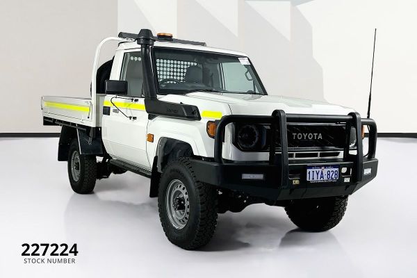 2024 Toyota Landcruiser VDJL79R Workmate image