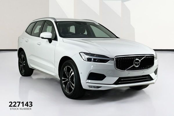 2020 Volvo XC60  T5 Momentum image