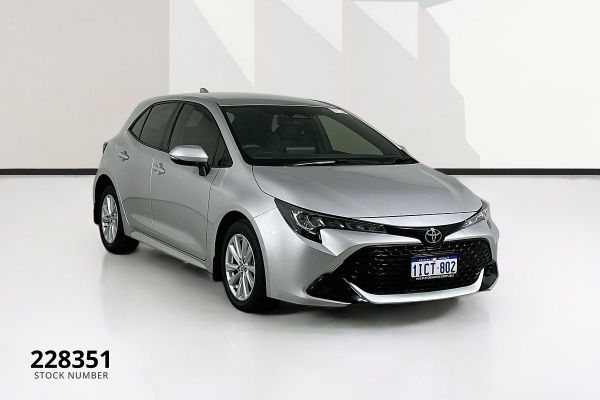 2024 Toyota Corolla MZEA12R Ascent Sport image