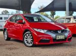Image for 2013 Honda Civic Hatchback 9th Gen MY13 VTi-S