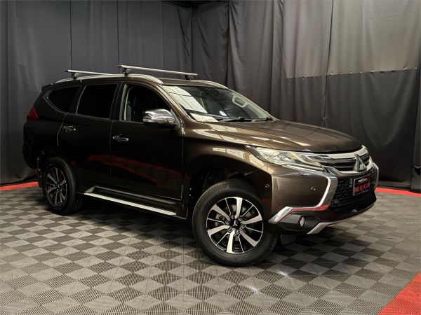 2017 MITSUBISHI PAJERO SPORT 4D WAGON MY17 EXCEED (4x4) 7 SEAT image