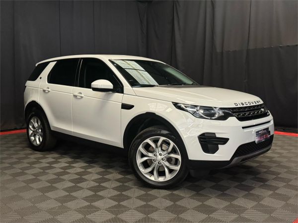 2017 LAND ROVER DISCOVERY SPORT 4D WAGON LC MY17 TD4 150 SE 5 SEAT image