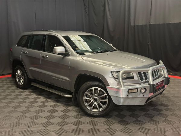 2013 JEEP GRAND CHEROKEE 4D WAGON WK MY14 LAREDO (4x4) image
