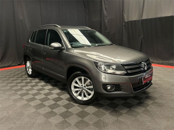 2014 VOLKSWAGEN TIGUAN 4D WAGON 5NC MY15 130 TDI (4x4) image