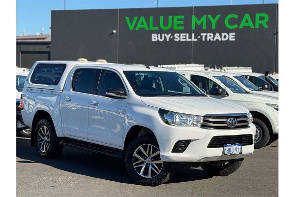 2016 Toyota Hilux SR GUN126R 4X4 image
