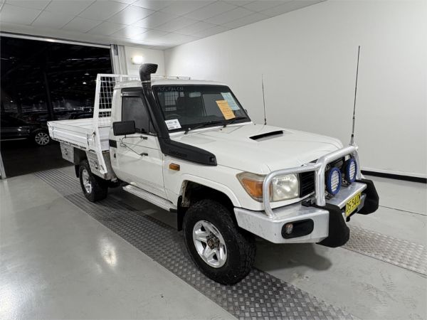 2009 Toyota Landcruiser Cab Chassis VDJ79R MY10 Workmate image