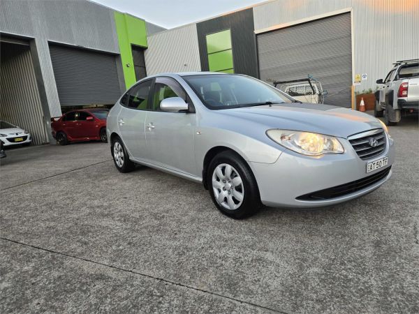 2008 Hyundai Elantra Sedan HD SX image