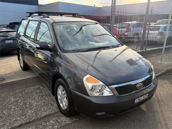2012 KIA GRAND CARNIVAL 4D WAGON VQ MY12 Si image