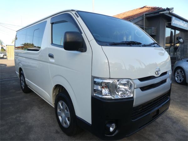 2020 TOYOTA HIACE 5D VAN GDH206 DX image