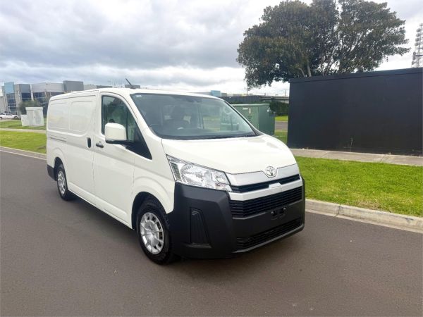 2020 TOYOTA HIACE 4D VAN GDH300R LWB image