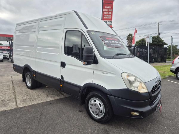 2013 IVECO DAILY VAN MY12 50C17 LWB/HI image