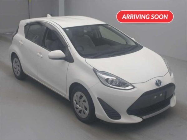 2021 Toyota Aqua Hatch Hybrid L image