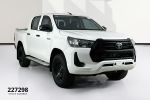 Image for 2021 Toyota Hilux GUN125R Workmate