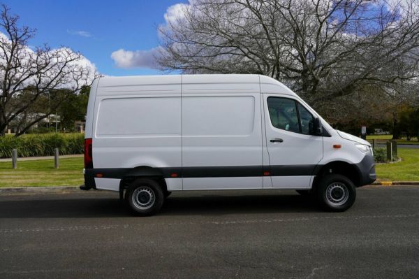 2024 Mercedes-Benz Sprinter 907 MY23 419CDI VS30 MWB RWD White 9 Speed Automatic G-Tronic Van image