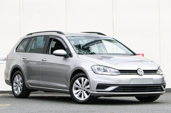 2019 Volkswagen Golf MK VII Trendline image