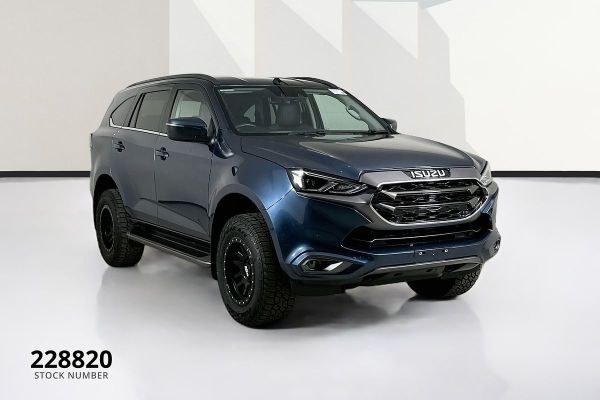 2023 Isuzu MU-X  LS-T image